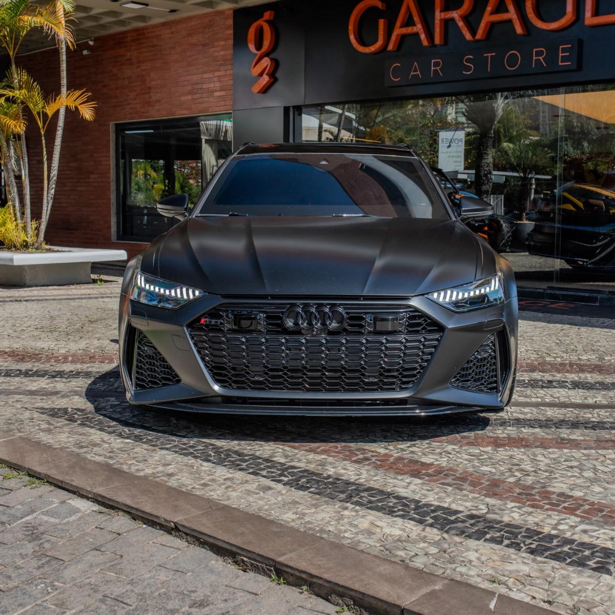 RS6 C8 Avant